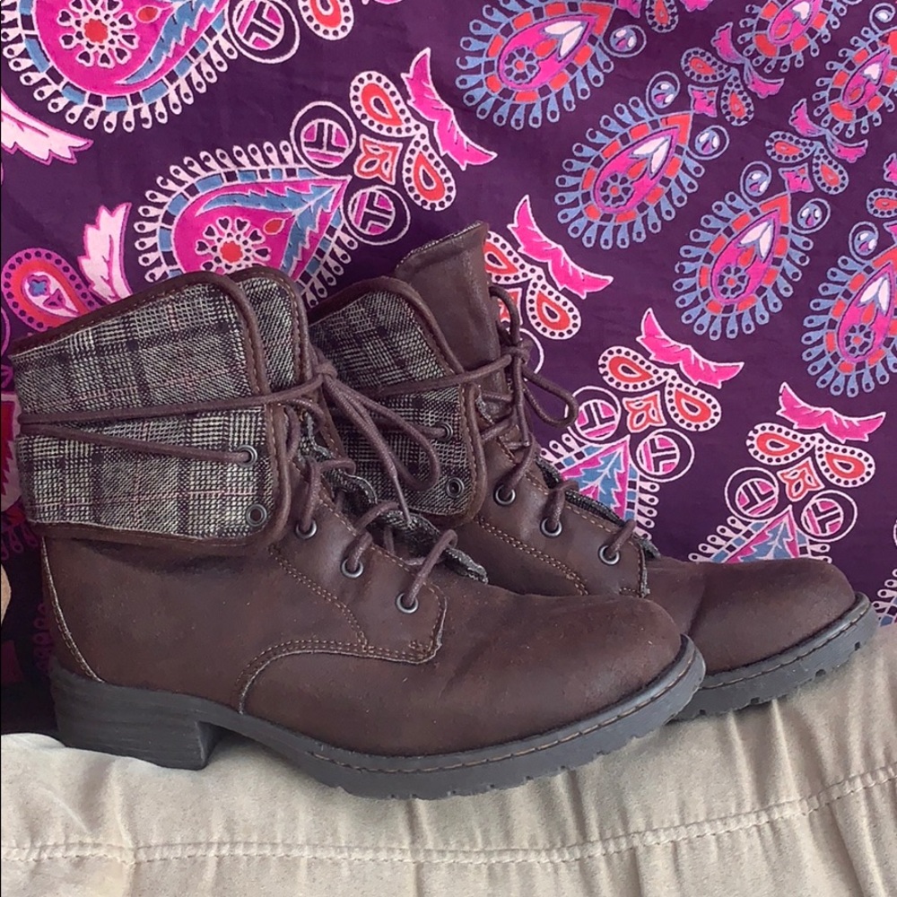 🆕 B.O.C. brown combat boots